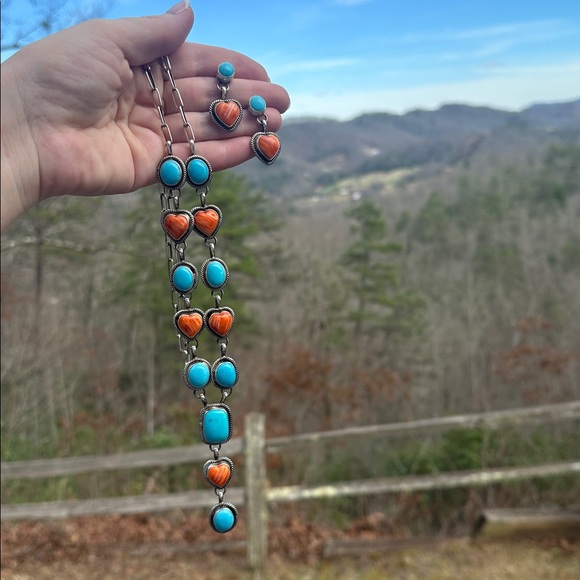 Navajo Betta Lee Spiny Oyster & Turquoise Heart SS Lariat & Earrings Set - Picture 3 of 8